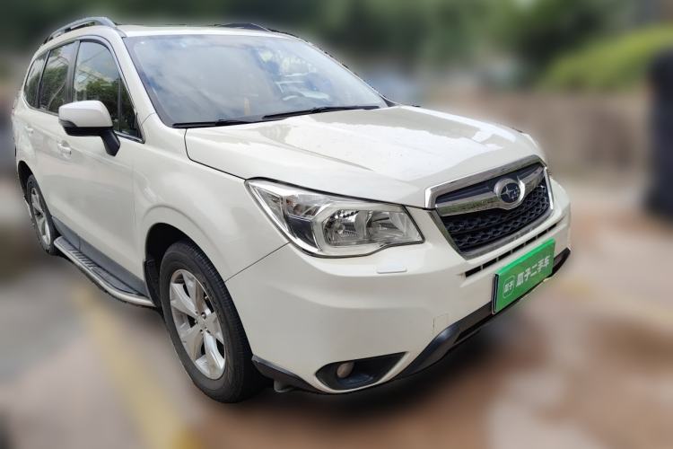 Used Subaru Forester 2013 2.5i Automatic Luxury Edition Front Right 45 Deg