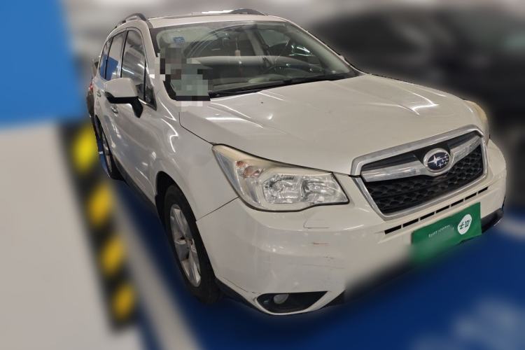 Used Subaru Forester 2013 2.5i Automatic Luxury Edition Front Right 45 Deg