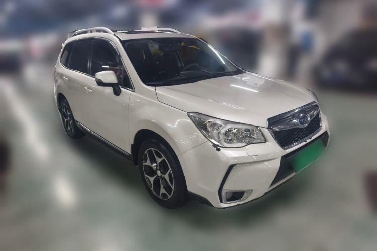 Used Subaru Forester 2013 2.5i Automatic Luxury Navigation Edition Front Right 45 Deg