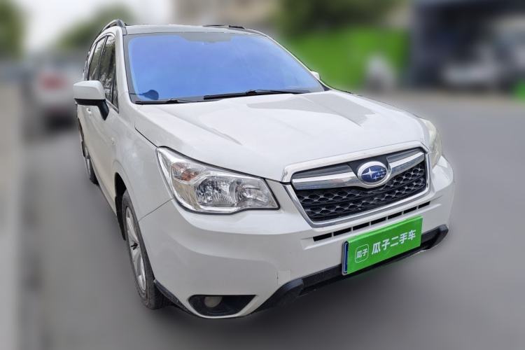 Used Subaru Forester 2013 2.0i Automatic Luxury Edition Front Right 45 Deg