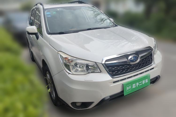 Used Subaru Forester 2013 2.5i Automatic Luxury Edition Front Right 45 Deg