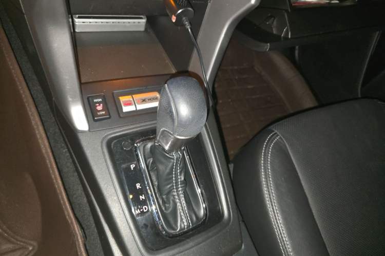 Used Subaru Forester 2013 2.0T Automatic Prestige Navigation Edition Gear Lever