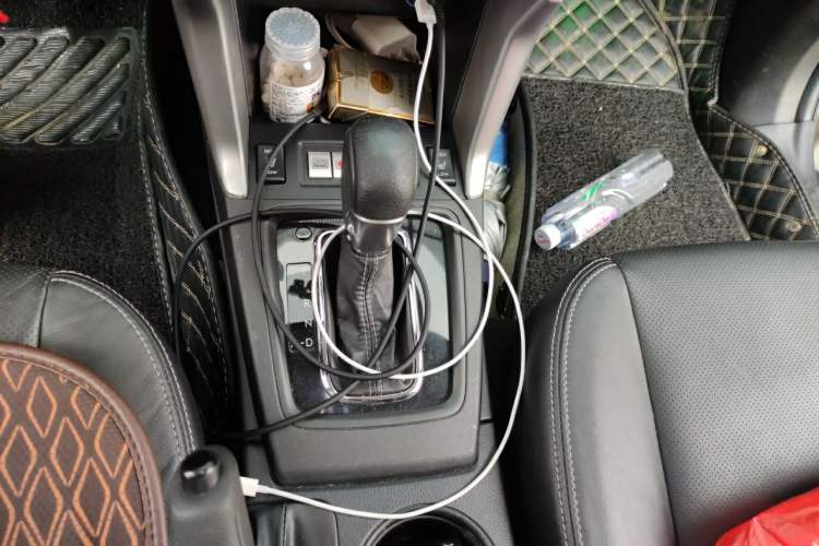 Used Subaru Forester 2013 2.5i Automatic Prestige Edition Gear Lever