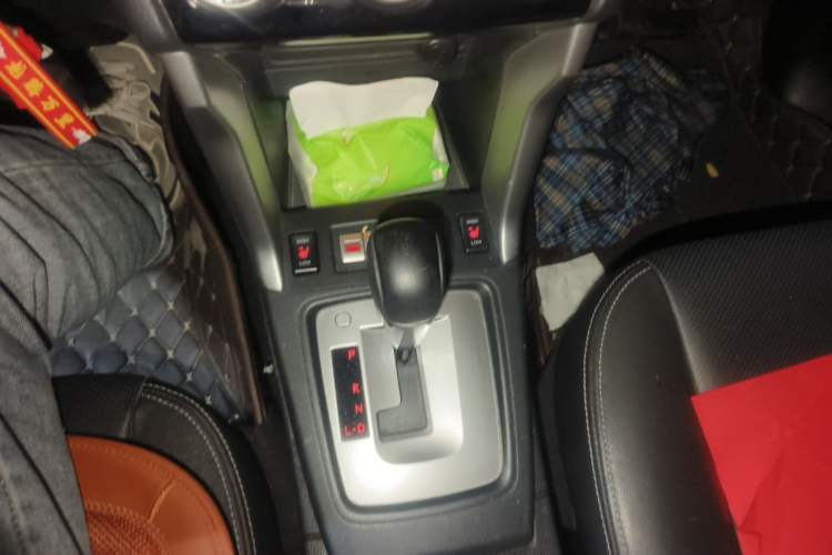 Used Subaru Forester 2013 2.5i Automatic Elite Navigation Edition Gear Lever