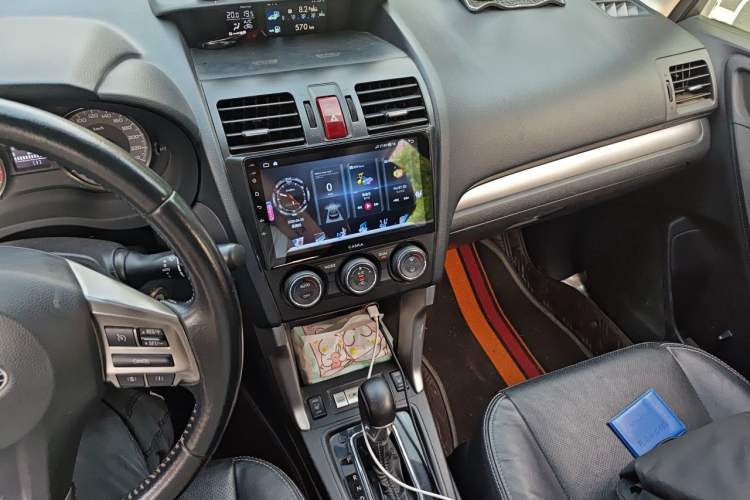 Used Subaru Forester 2013 2.5i Automatic Luxury Edition Gear Lever