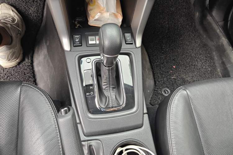 Used Subaru Forester 2013 2.5i Automatic Prestige Navigation Edition Gear Lever
