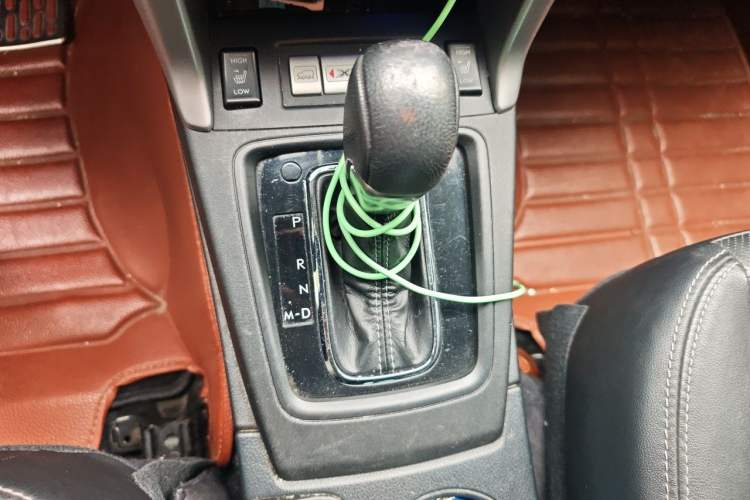 Used Subaru Forester 2013 2.5i Automatic Prestige Edition Gear Lever