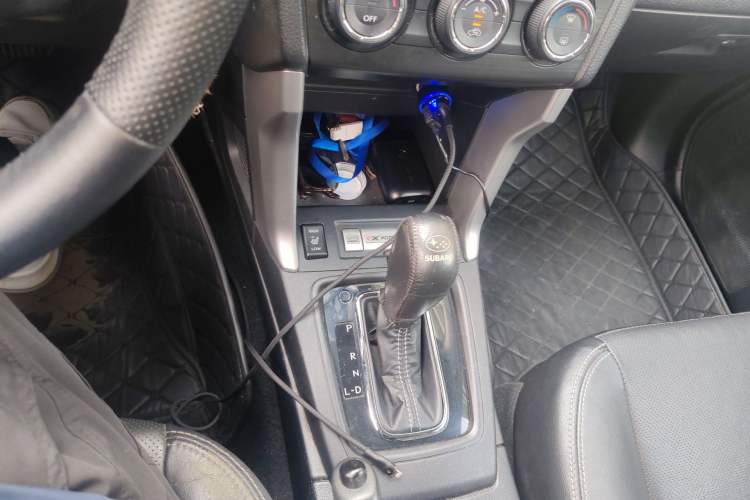 Used Subaru Forester 2013 2.5i Automatic Luxury Edition Gear Lever