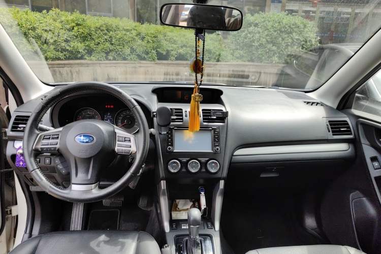 Used Subaru Forester 2013 2.5i Automatic Luxury Edition Headliner