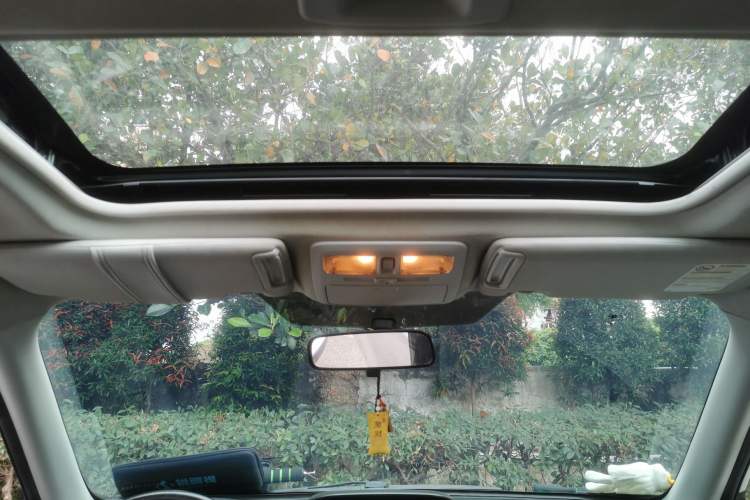 Used Subaru Forester 2013 2.5i Automatic Elite Edition Headliner