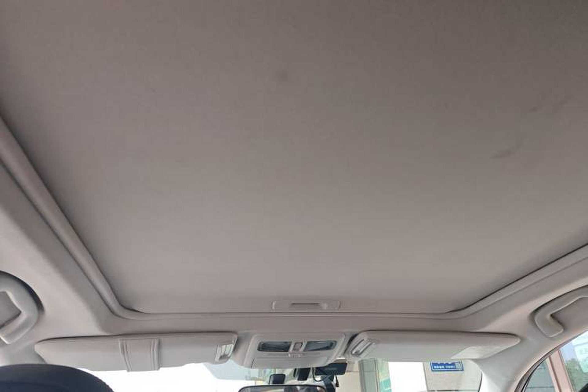 Used Subaru Forester 2013 2.5i Automatic Luxury Edition Headliner