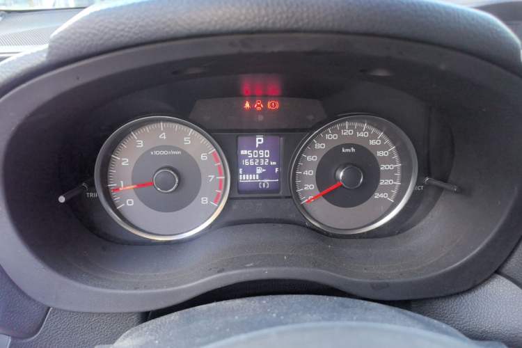 Used Subaru Forester 2013 2.5i Automatic Luxury Edition Instrument Cluster