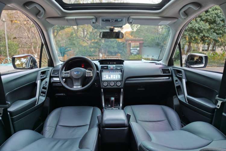 Used Subaru Forester 2013 2.0i Automatic Luxury Edition Interior 1