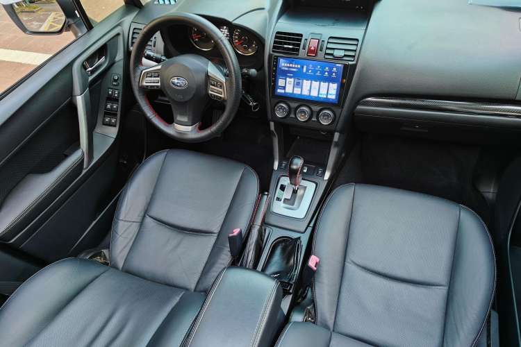 Used Subaru Forester 2013 2.0i Automatic Luxury Edition Interior 3