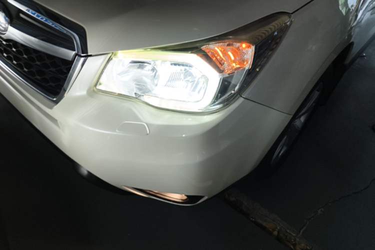 Used Subaru Forester 2013 2.5i Automatic Luxury Edition Left Front Headlight