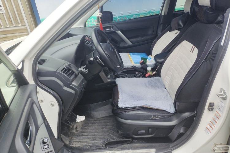 Used Subaru Forester 2013 2.5i Automatic Luxury Edition Left Front Seat