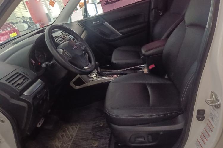 Used Subaru Forester 2013 2.5i Automatic Luxury Edition Left Front Seat