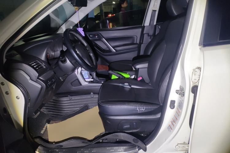 Used Subaru Forester 2013 2.5i Automatic Luxury Edition Left Front Seat