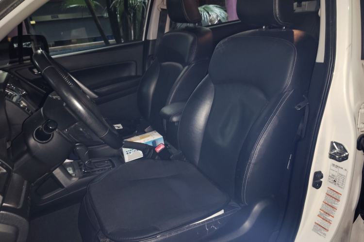 Used Subaru Forester 2013 2.5i Automatic Luxury Edition Left Front Seat