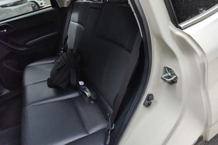 Used Subaru Forester 2013 2.5i Automatic Luxury Edition Left Rear Seat