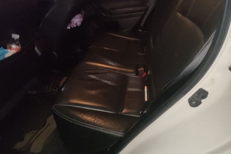 Used Subaru Forester 2013 2.5i Automatic Luxury Edition Left Rear Seat