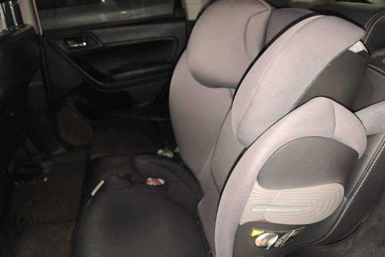 Used Subaru Forester 2013 2.5i Automatic Luxury Edition Left Rear Seat