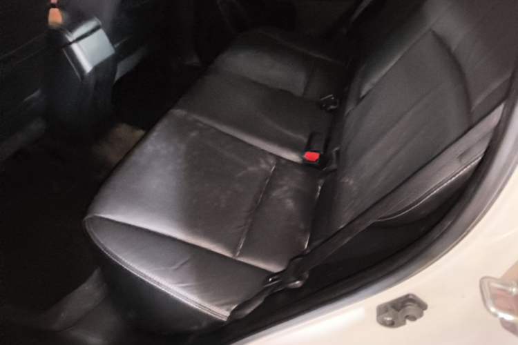 Used Subaru Forester 2013 2.5i Automatic Luxury Edition Left Rear Seat