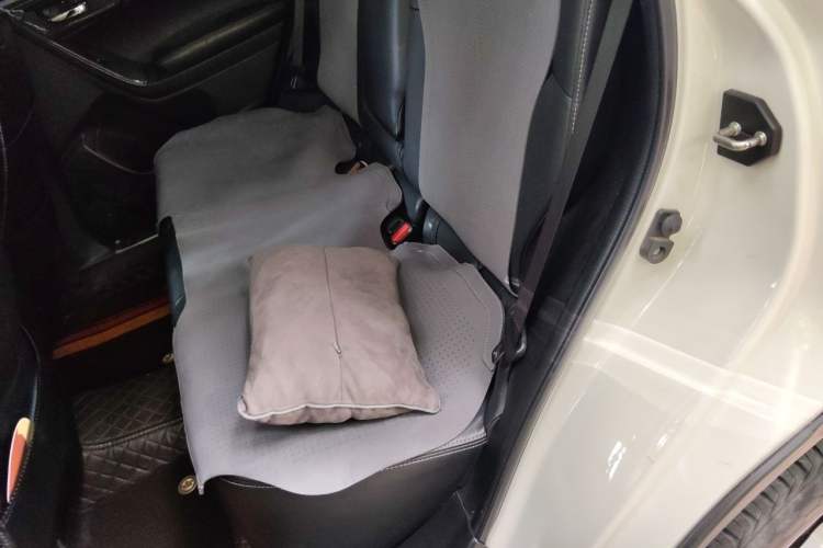 Used Subaru Forester 2013 2.5i Automatic Luxury Edition Left Rear Seat
