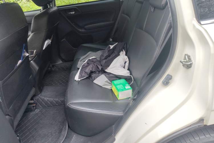 Used Subaru Forester 2013 2.5i Automatic Luxury Edition Left Rear Seat