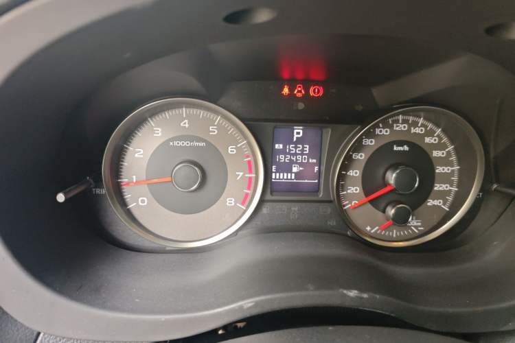 Used Subaru Forester 2013 2.0i Automatic Comfort Edition Odometer Close Up