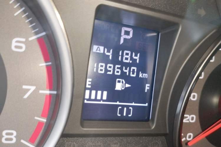 Used Subaru Forester 2013 2.5i Automatic Luxury Edition Odometer Close Up