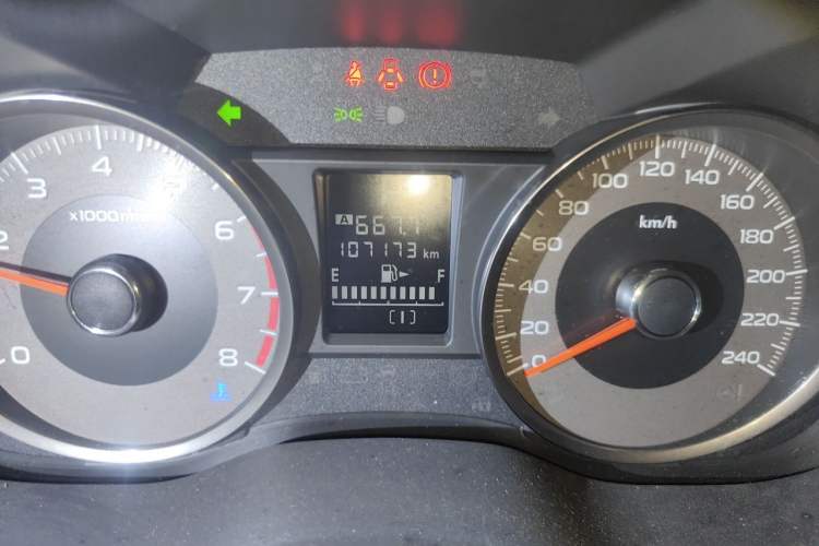 Used Subaru Forester 2013 2.5i Automatic Luxury Navigation Edition Odometer Close Up