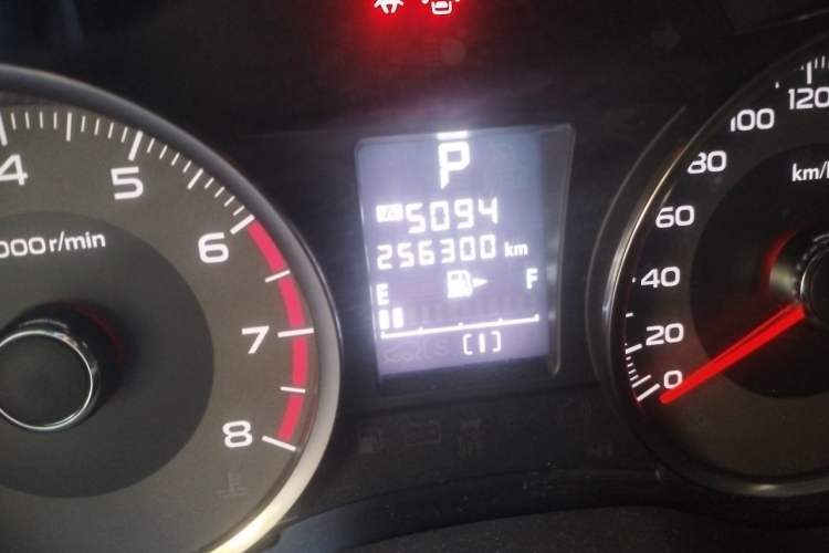 Used Subaru Forester 2013 2.5i Automatic Prestige Navigation Edition Odometer Close Up