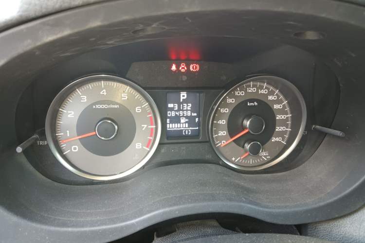 Used Subaru Forester 2013 2.0i Automatic Luxury Edition Odometer Close Up