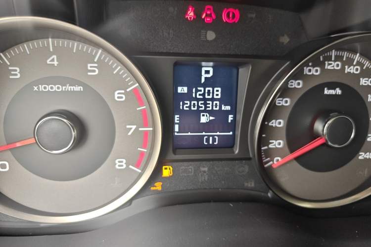 Used Subaru Forester 2013 2.5i Automatic Prestige Navigation Edition Odometer Close Up