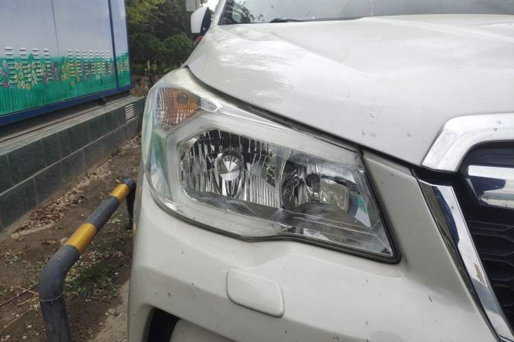 Used Subaru Forester 2013 2.5i Automatic Luxury Edition Right Front Headlight