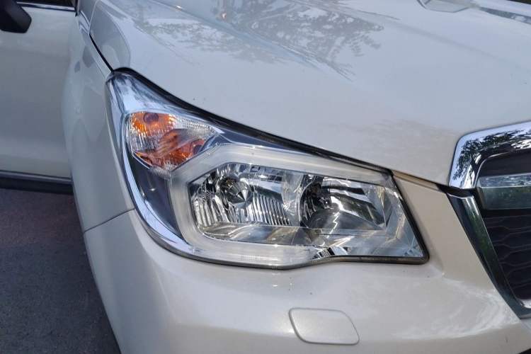 Used Subaru Forester 2013 2.5i Automatic Prestige Edition Right Front Headlight