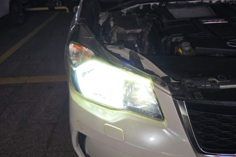 Used Subaru Forester 2013 2.0T Automatic Prestige Navigation Edition Right Front Headlight