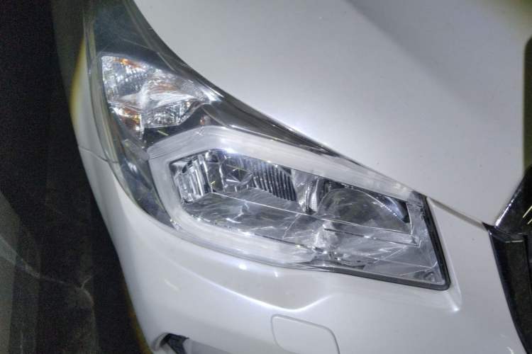 Used Subaru Forester 2013 2.5i Automatic Prestige Navigation Edition Right Front Headlight