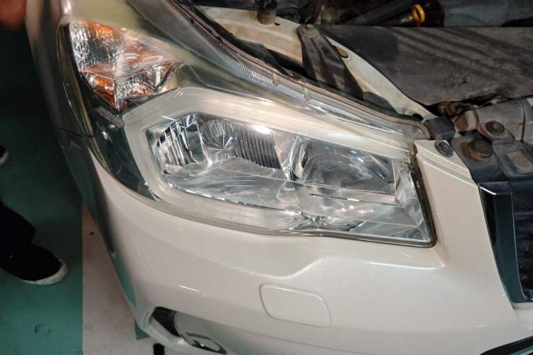 Used Subaru Forester 2013 2.5i Automatic Prestige Edition Right Front Headlight
