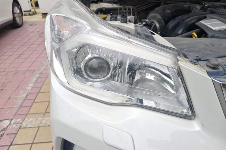 Used Subaru Forester 2013 2.5i Automatic Prestige Edition Right Front Headlight
