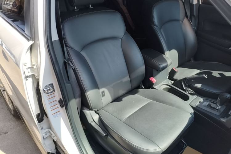 Used Subaru Forester 2013 2.0i Automatic Luxury Edition Right Front Seat