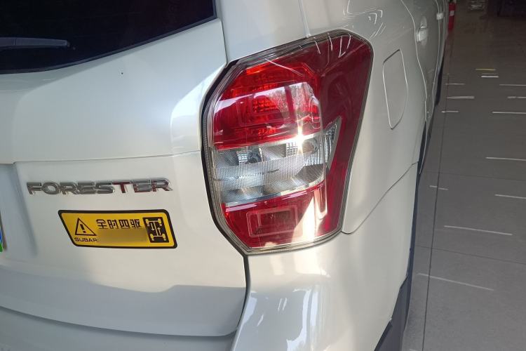 Used Subaru Forester 2013 2.5i Automatic Luxury Edition Right Rear Taillight