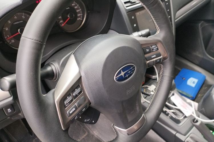 Used Subaru Forester 2013 2.5i Automatic Luxury Edition Steering Wheel
