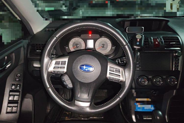 Used Subaru Forester 2013 2.5i Automatic Luxury Edition Steering Wheel