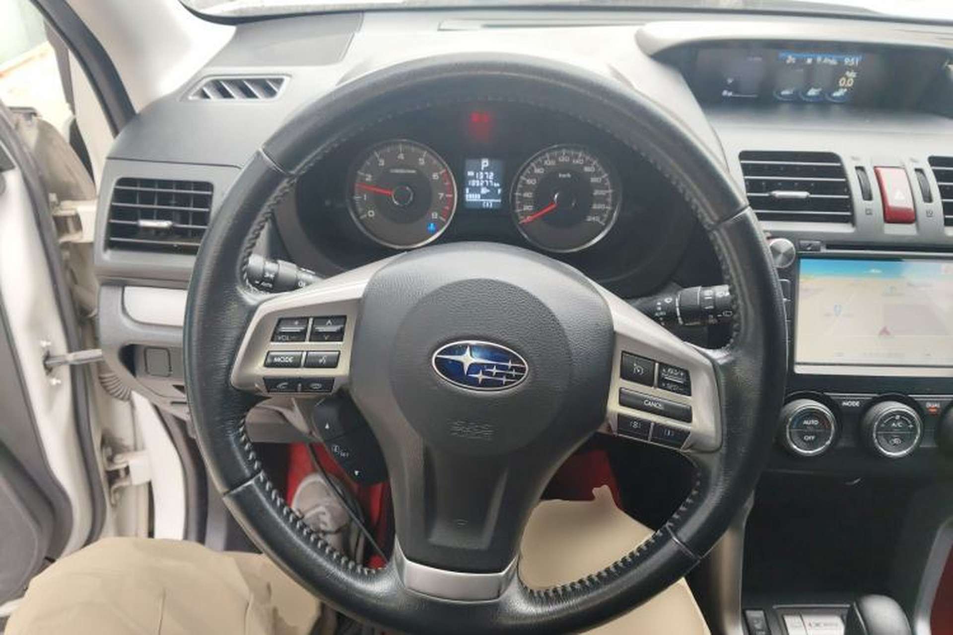 Used Subaru Forester 2013 2.5i Automatic Luxury Navigation Edition Steering Wheel
