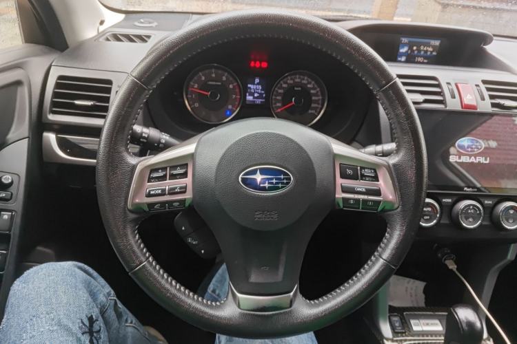 Used Subaru Forester 2013 2.5i Automatic Luxury Edition Steering Wheel