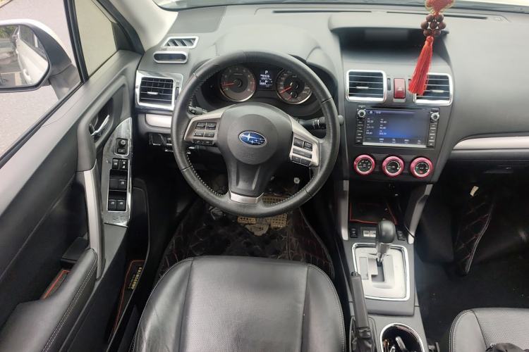 Used Subaru Forester 2013 2.0i Automatic Luxury Edition Steering Wheel