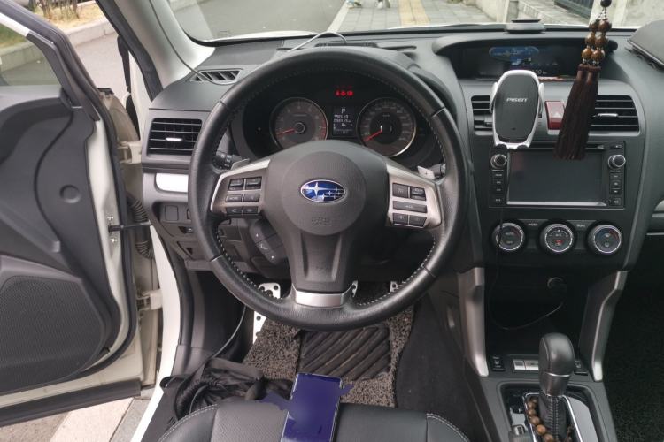 Used Subaru Forester 2013 2.5i Automatic Elite Edition Steering Wheel