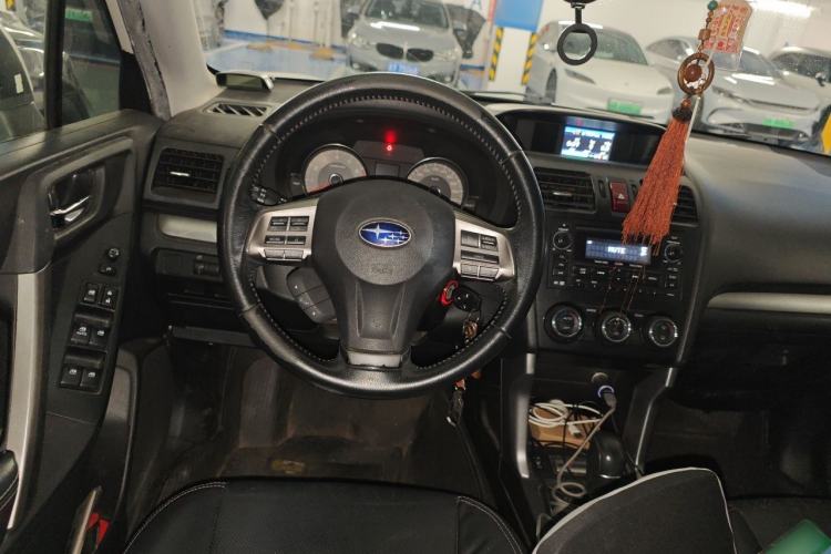 Used Subaru Forester 2013 2.5i Automatic Luxury Edition Steering Wheel